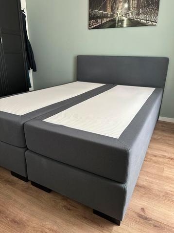 Boxspring 160x210 beschikbaar voor biedingen