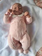 Reborn Babypop 'Welcome Home, Baby Emily' Ashton-Drake, Verzamelen, Poppen, Ophalen of Verzenden, Zo goed als nieuw, Babypop, Levensecht of Reborn