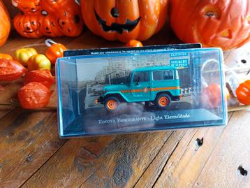 MODELAUTO 1-43 TOYOTA LANDCRUISER BANDEIRANTE  beschikbaar voor biedingen