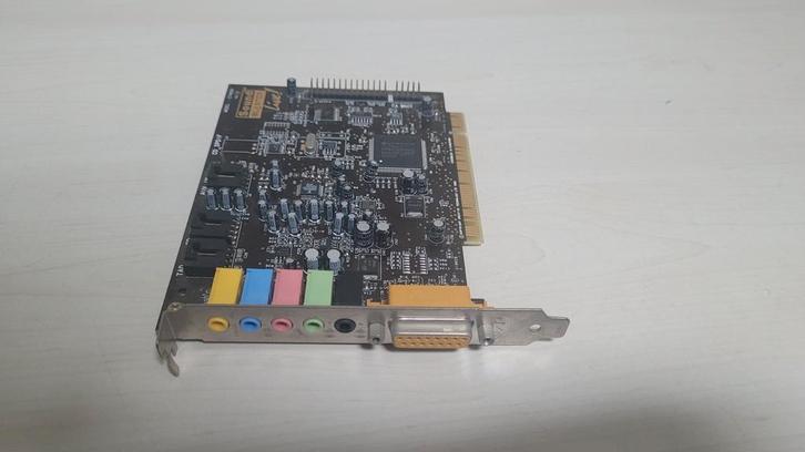 Soundblaster live CT4830, Computers en Software, Geluidskaarten, Zo goed als nieuw, Ophalen of Verzenden