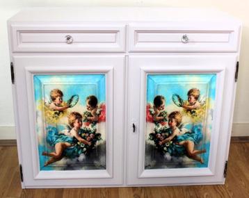 Licht roze commode "Engeltjes", kast, dressoir beschikbaar voor biedingen