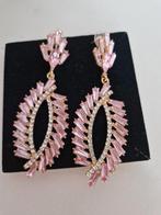 Roze oorbellen feest kerst gala, Sieraden, Tassen en Uiterlijk, Oorbellen, Overige materialen, Nieuw, Ophalen of Verzenden, Knopjes of Stekers