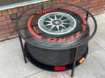 Formule 1 Band Pirelli tafel Rood - Soft / voorband., Ophalen, Gebruikt, Formule 1