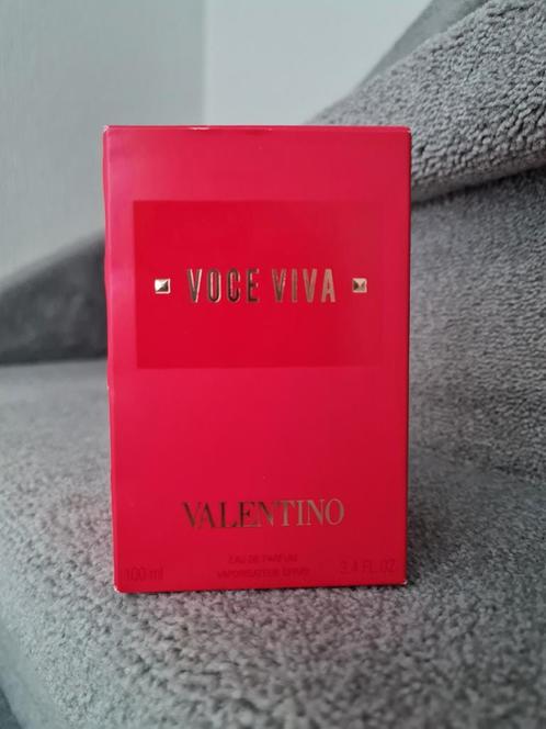 NIEUWE Valentino voce viva edp 100ml, Sieraden, Tassen en Uiterlijk, Uiterlijk | Parfum, Nieuw, Verzenden