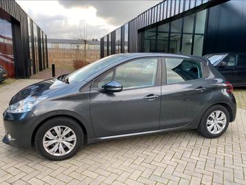 Peugeot 208 1.2 VTI. VERKOCHT.5-D Navigatie Clima PDC N.A.P beschikbaar voor biedingen