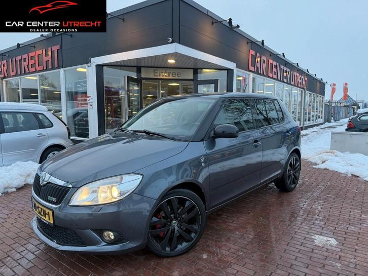 Skoda Fabia 1.4 TSI RS 179PK automaat navi airco (bj 2012), Auto's, Skoda, Bedrijf, Te koop, Fabia, ABS, Airbags, Airconditioning