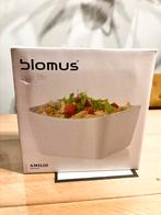 Blomus saladeschaal Amilio, 21x21 cm nieuw, Huis en Inrichting, Keuken | Servies, Ophalen of Verzenden, Nieuw, Glas, Overige stijlen