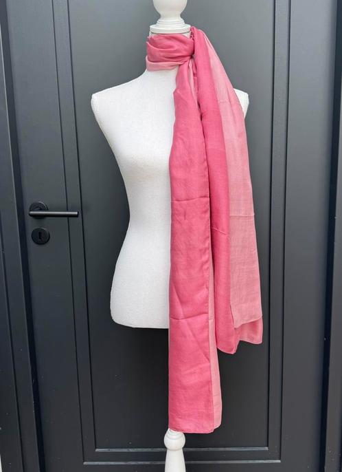 Nieuw! Escala grote zijden zacht roze sjaal / pareo, Kleding | Dames, Mutsen, Sjaals en Handschoenen, Zo goed als nieuw, Sjaal