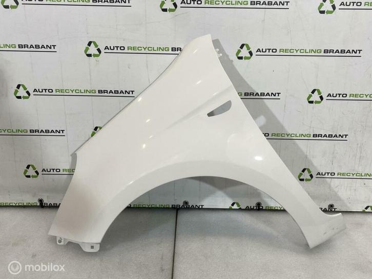 Voorscherm Links Hyundai i20 UD CLEAR WHITE 66311-1J000, Auto-onderdelen, Carrosserie en Plaatwerk, Hyundai, Gebruikt, Ophalen of Verzenden