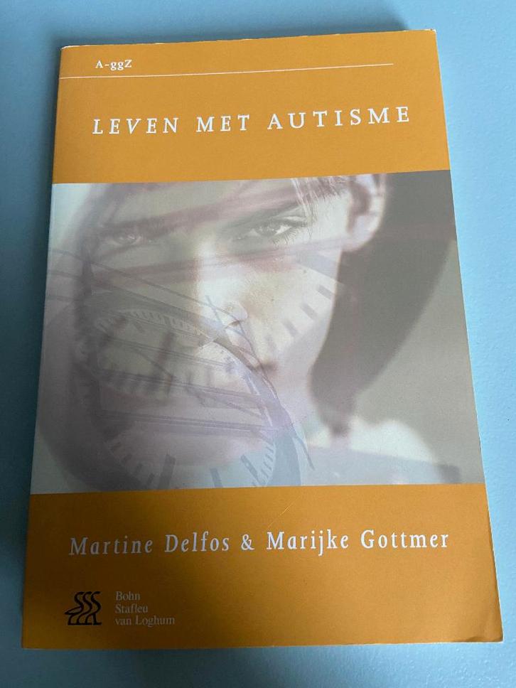 Boek: Leven met autisme, Boeken, Psychologie, Gelezen, Ophalen of Verzenden