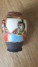 2x Japans satsuma porcelein vaasjes, Antiek en Kunst, Ophalen of Verzenden