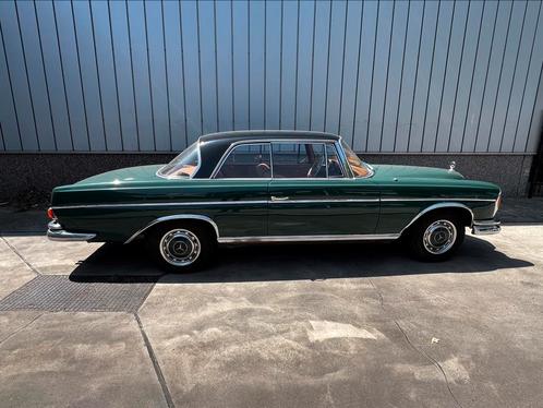Mercedes 220s w111 coupe 1963, Auto's, Oldtimers, Bedrijf, Mercedes-Benz, Benzine, Coupé, Automaat, Groen, Bruin, Leder, Achterwielaandrijving
