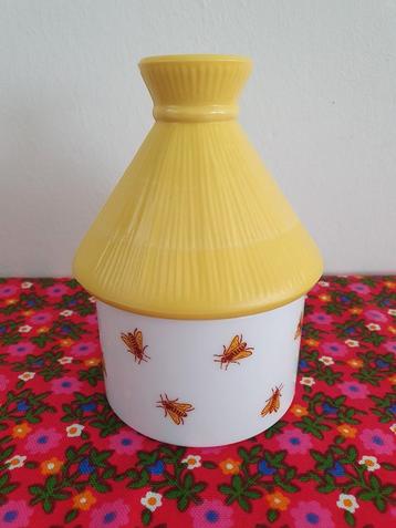 Vintage honingpotje melkglas opaline bijenkorf  beschikbaar voor biedingen