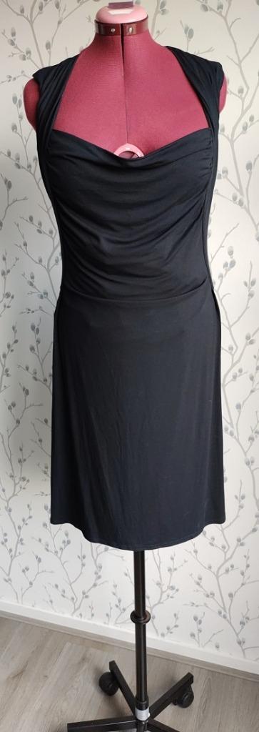 ALAN RED Zwart, Mouwloos Zomer-Jurkje maat XL=L, Kleding | Dames, Jurken, Zo goed als nieuw, Maat 42/44 (L), Zwart, Boven de knie