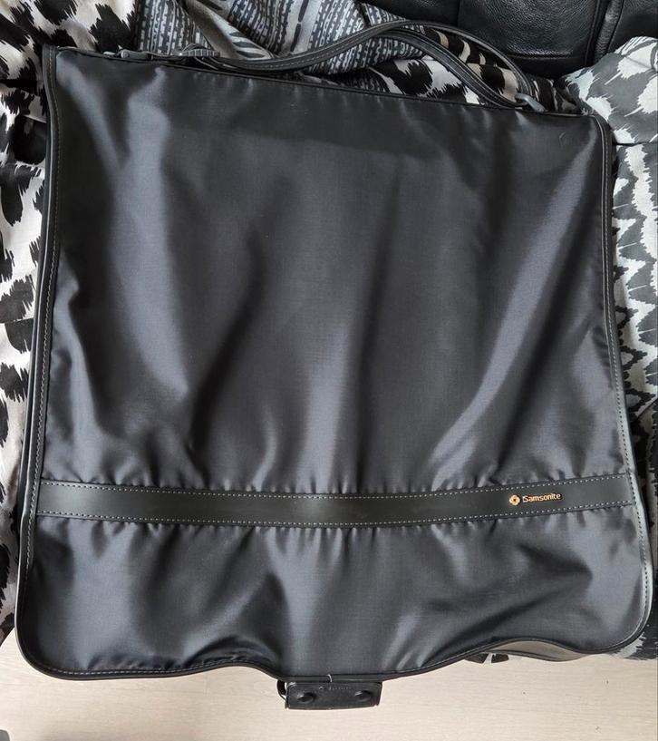 Nieuw, Samsonite Kledingtas, zwart, 60 - 125 cm, Sieraden, Tassen en Uiterlijk, Koffers, Nieuw, Zacht kunststof, 70 cm of meer