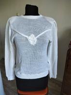 Vintage trui met bloem applicatie, Ophalen of Verzenden, Zo goed als nieuw, Maat 38/40 (M), Wit