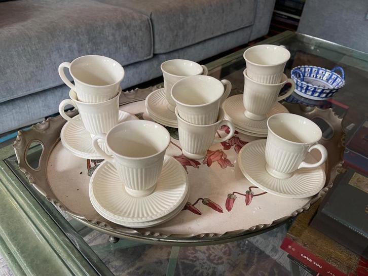 Wedgwood koffiekopjes met schotels met onderblad, Huis en Inrichting, Keuken | Servies, Nieuw, Kop(pen) en/of Schotel(s), Wedgwood
