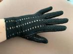 Vintage zwarte kanten handschoenen hand gemaakt, Ophalen of Verzenden