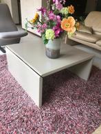 Vintage vierkante beige salontafel, Ophalen, Strak, Gebruikt, 50 tot 100 cm