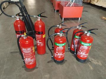 Brandblussers beschikbaar voor biedingen
