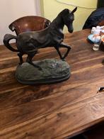 Bronzen Paard, Ophalen, Brons