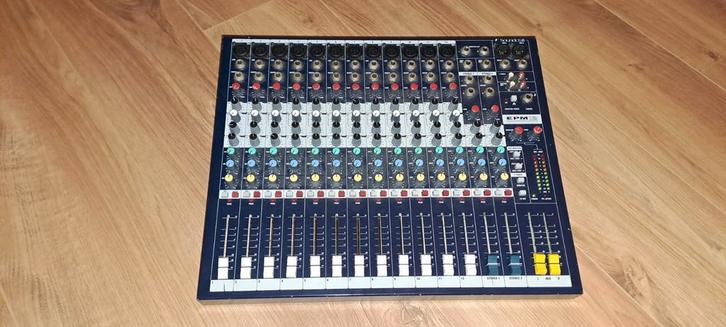 Soundcraft EPM12 Mengpaneel, Muziek en Instrumenten, Mengpanelen, Gebruikt, 10 tot 20 kanalen, Microfooningang, Ophalen