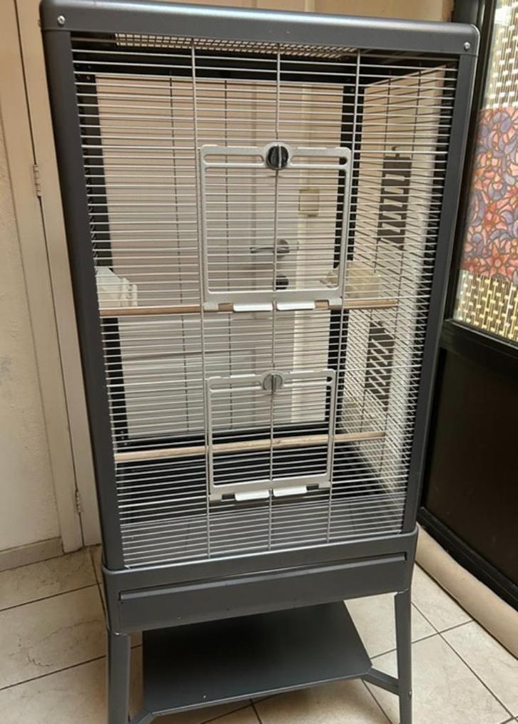 Montana Colorado 1, Dieren en Toebehoren, Vogels | Hokken en Kooien, Zo goed als nieuw, Vogelkooi, Metaal, Ophalen