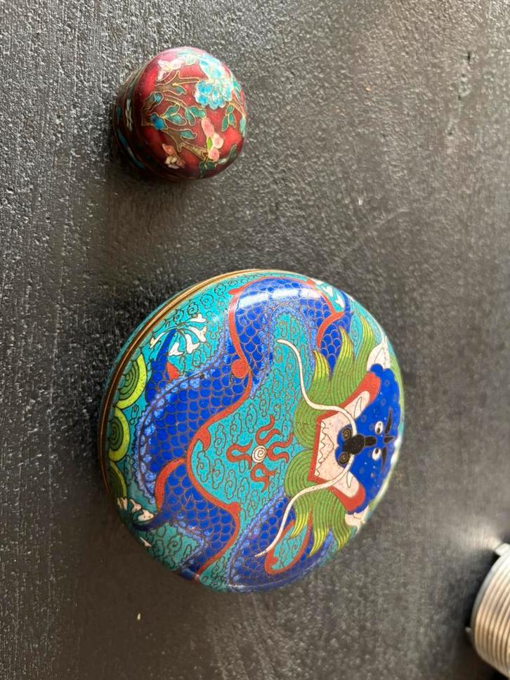 Twee Antieke chinese doosjes sieradendoos pillendoosje china, Antiek en Kunst, Antiek | Woonaccessoires, Ophalen of Verzenden