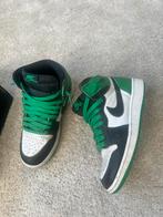 Jordan 1 lucky green, Kleding | Heren, Schoenen, Ophalen of Verzenden, Zo goed als nieuw, Zwart