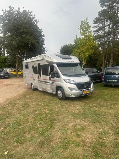 Prachtige Adria Matrix 670 platium., Caravans en Kamperen, Campers, Particulier, tot en met 4, Half-integraal, Adria, Fiat, Diesel