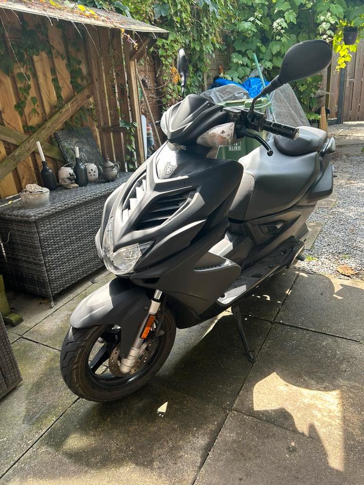 Yamaha Aerox, Fietsen en Brommers, Scooters | Yamaha, Gebruikt, Aerox, Maximaal 45 km/u, Benzine, Ophalen