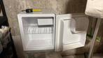 Koelkastje 220v voor caravan, camper, of extra drank koeling, Ophalen