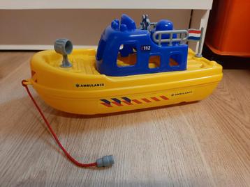 Ambulance boot 32 cm beschikbaar voor biedingen