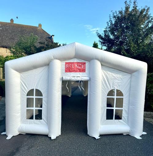 Opblaasbare partytent 6x4 TE HUUR, Tuin en Terras, Partytenten, Gebruikt, Partytent, 2 meter of meer, 5 tot 8 meter, 4 tot 6 meter
