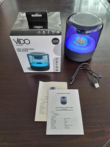 VIIDO Draadloze Bluetooth Speaker met LED, Compact, Stijlvol beschikbaar voor biedingen