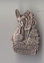 Rabbit Hill uddel Nieuw Milligen broche, Verzamelen, Gebruikt, Niet vindbaar, Niet vindbaar, Speldje of Pin