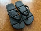 Crocs teen slippers zwart maat W 8, Ophalen of Verzenden, Zo goed als nieuw, Zwart