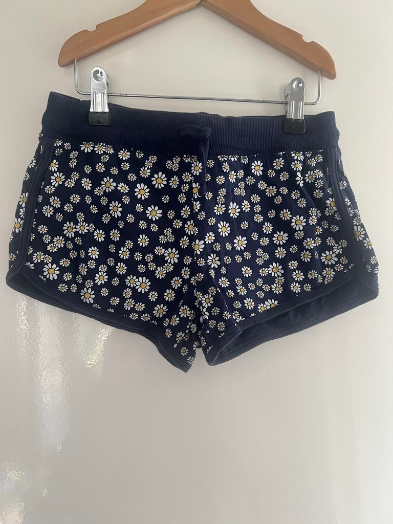 YFK short bloemetjes maat 134-140, Ophalen of Verzenden, Gebruikt, Meisje, Broek