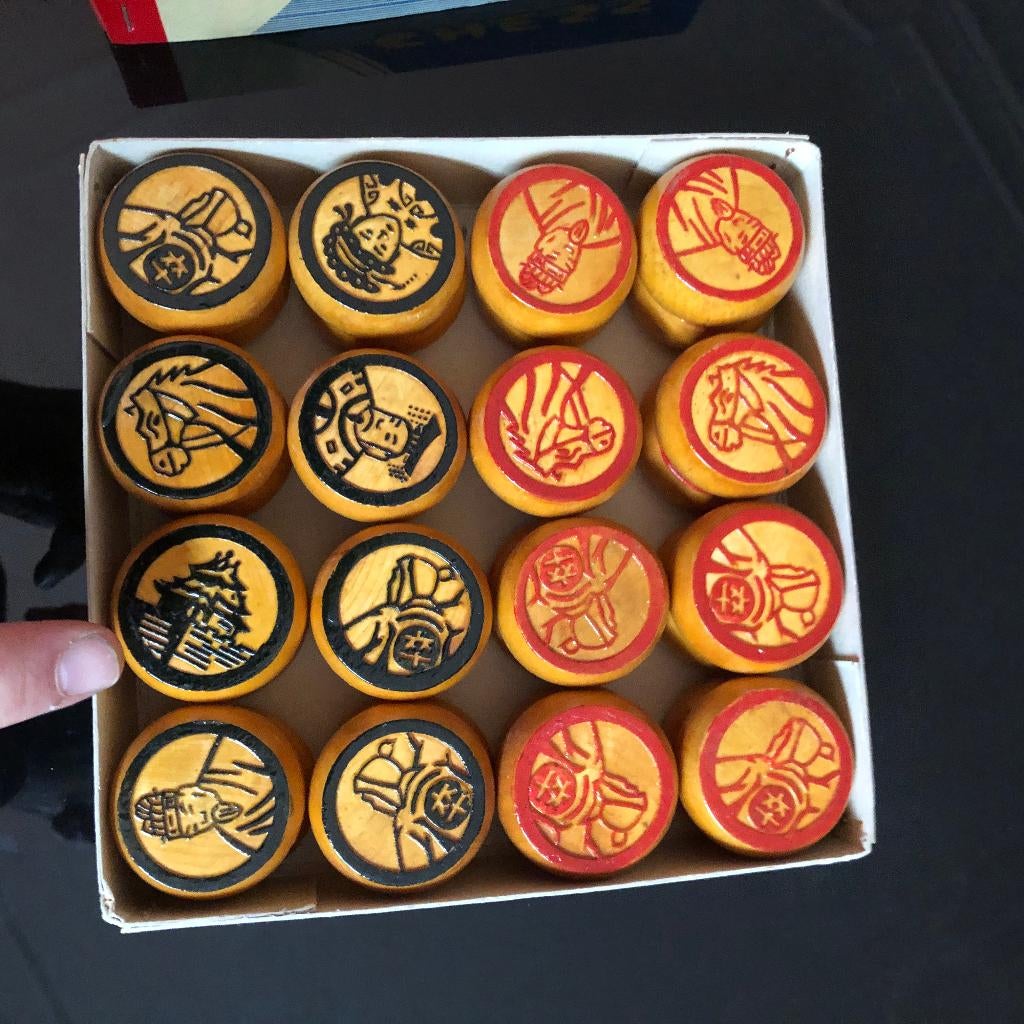 Authentieke Chinese Xiangqi-schaakset – Handgesneden – Uniek, Hobby en Vrije tijd, Gezelschapsspellen | Bordspellen, Ophalen of Verzenden