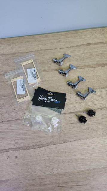Diverse hardware voor bas en gitaar beschikbaar voor biedingen