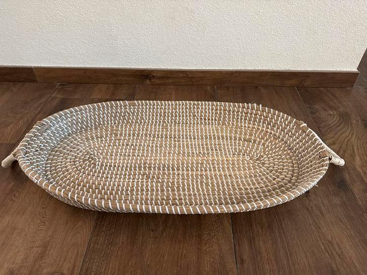 Mozesmand - verkleedkussen / Rieten Mand Ovaal Handvatten, Huis en Inrichting, Woonaccessoires | Schalen en Manden, Zo goed als nieuw