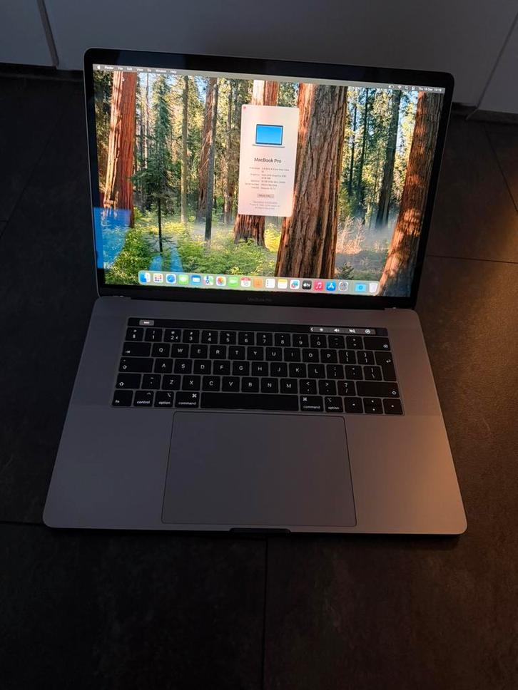 Macbook Pro i9 2018 15”, Computers en Software, Apple Macbooks, Gebruikt, MacBook Pro, 15 inch, 2 tot 3 Ghz, 512 GB, 16 GB, Qwerty