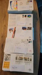 Ongeveer 1100 FDC'S Nederlands. Nr 300 T/M 375 a. 6 kilo, Postzegels en Munten, Postzegels | Volle albums en Verzamelingen, Ophalen of Verzenden