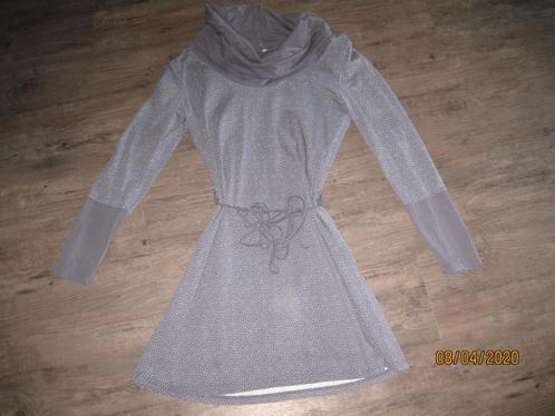 Miss Chaos grijze jurk met kol maat XL, Kleding | Dames, Jurken, Gedragen, Maat 46/48 (XL) of groter, Grijs, Boven de knie, Ophalen of Verzenden