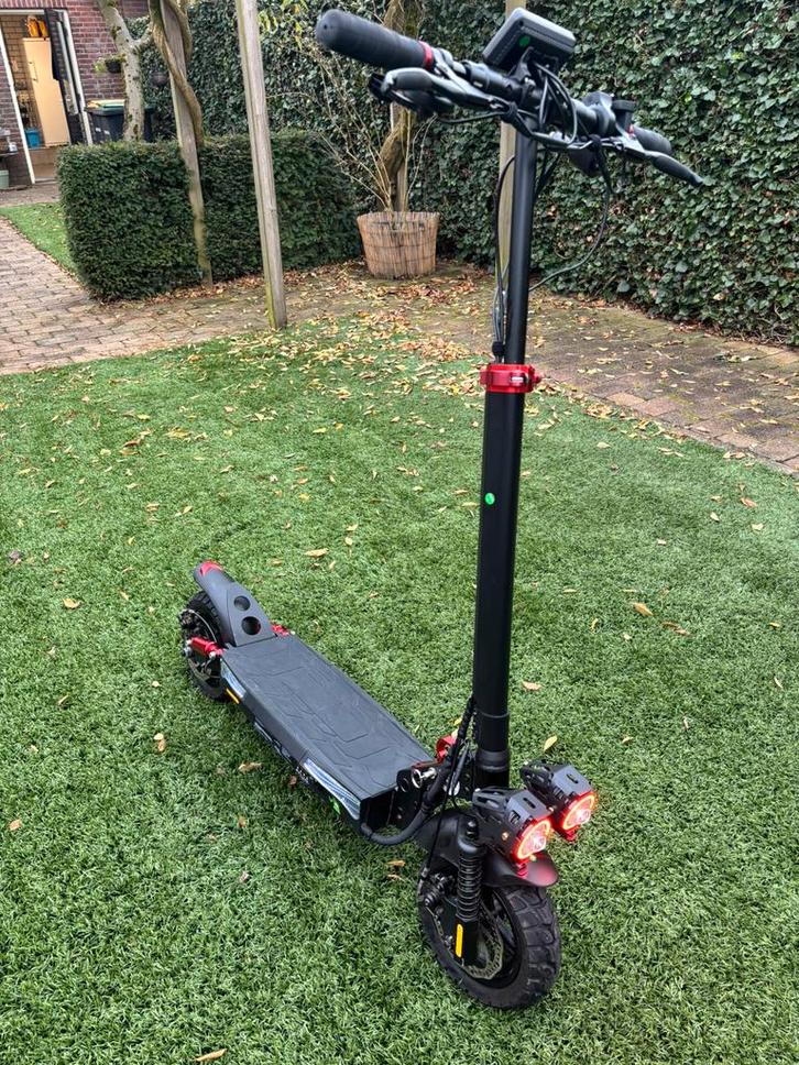 Elektrische step IX4. Kwaliteit!, Fietsen en Brommers, Steps, Zo goed als nieuw, Elektrische step (E-scooter), Ophalen
