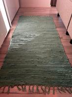 Twee mooie groene vloerkleden (140x62), Ophalen, 100 tot 150 cm, 50 tot 100 cm, Zo goed als nieuw