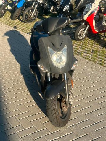 Kymco agility 50 beschikbaar voor biedingen