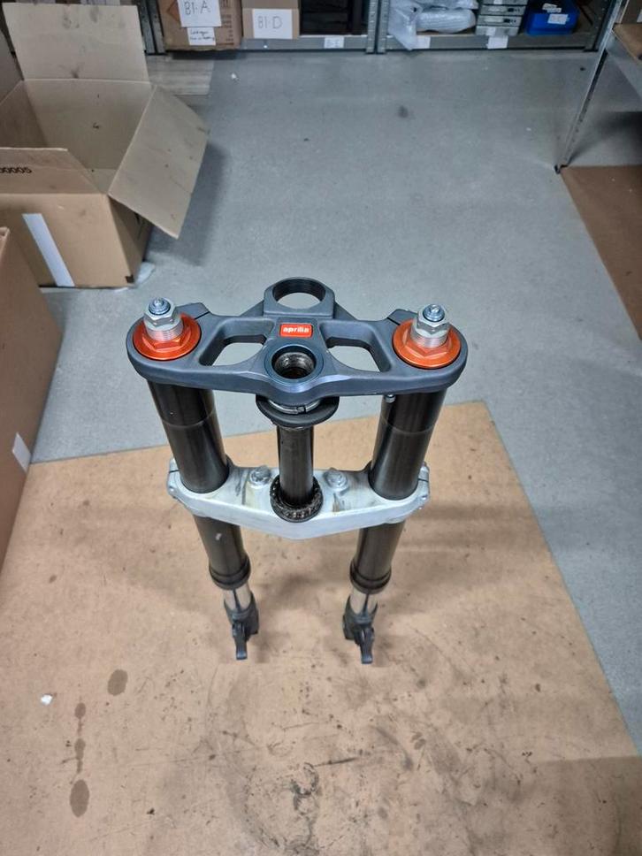 Voorvork Aprilia RSV1000R 2004-2006 gen2, Motoren, Onderdelen | Overige, Gebruikt, Ophalen of Verzenden