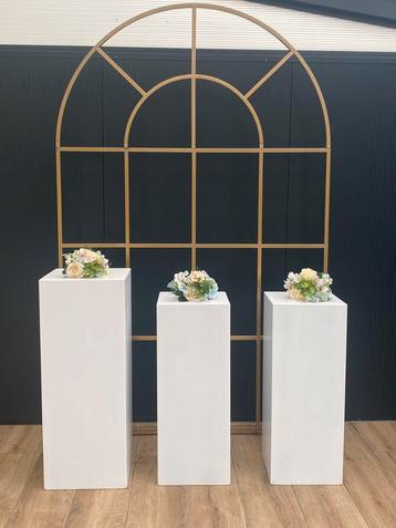 Zuilen pilaren te huur!! beschikbaar voor biedingen