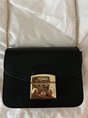 Furla Schoudertasje Zwart - Zo Goed Als Nieuw beschikbaar voor biedingen